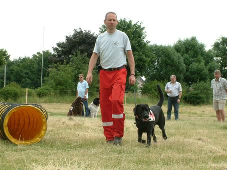DRK Rettungshunde Vorführung Hundeshow Dormagen